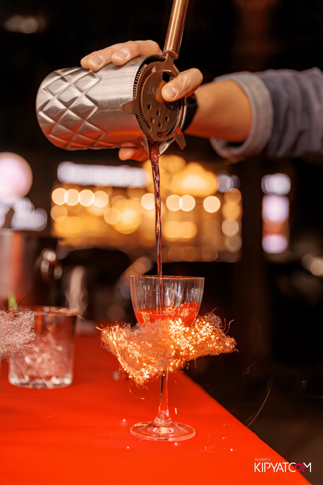 OLOVO BAR НА ДОСТЫК. КИПЯТКОМ АЛМАТЫ!