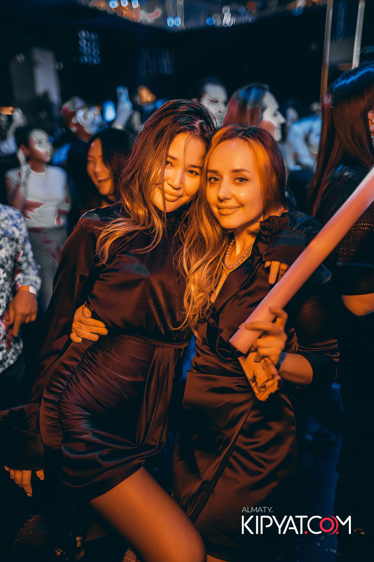 SANTA BARBARA — ВЫСТУПЛЕНИЕ ГРУППЫ REFLEX. КИПЯТКОМ АЛМАТЫ!