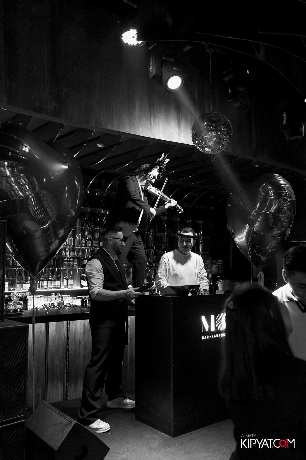 MOOD KARAOKE & TERRACE. КИПЯТКОМ АЛМАТЫ! Фотосъемка мероприятий в Алматы