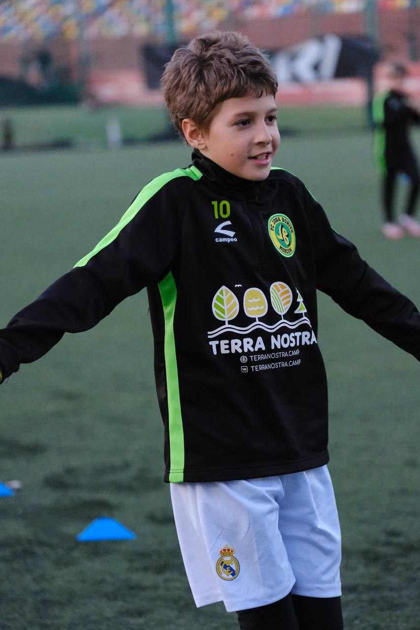 Футбол фотосъемка футбола спортивный фотограф в Москве. Фотограф и художник в Москве Евгения Нюнина