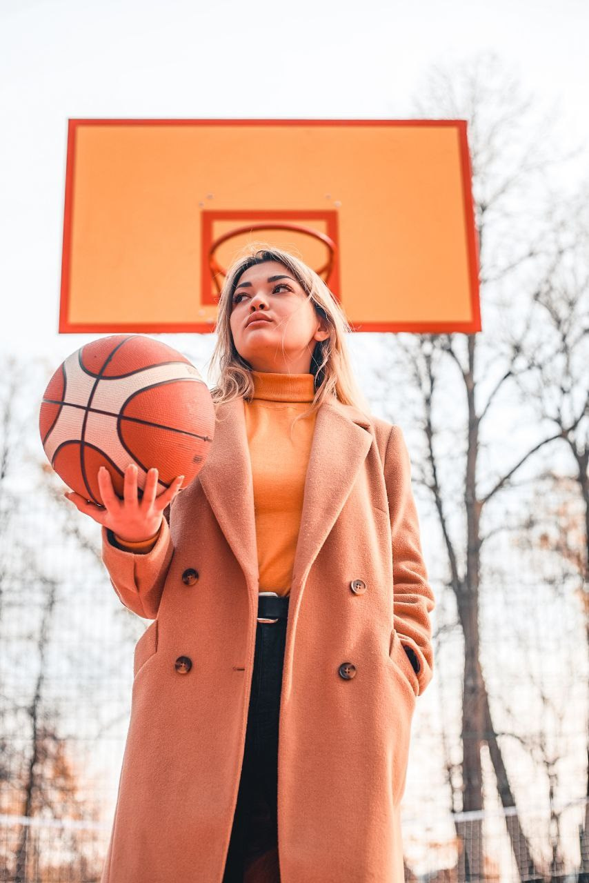 Фотосессия Карины осенью. Выпускные альбомы в Серпухове