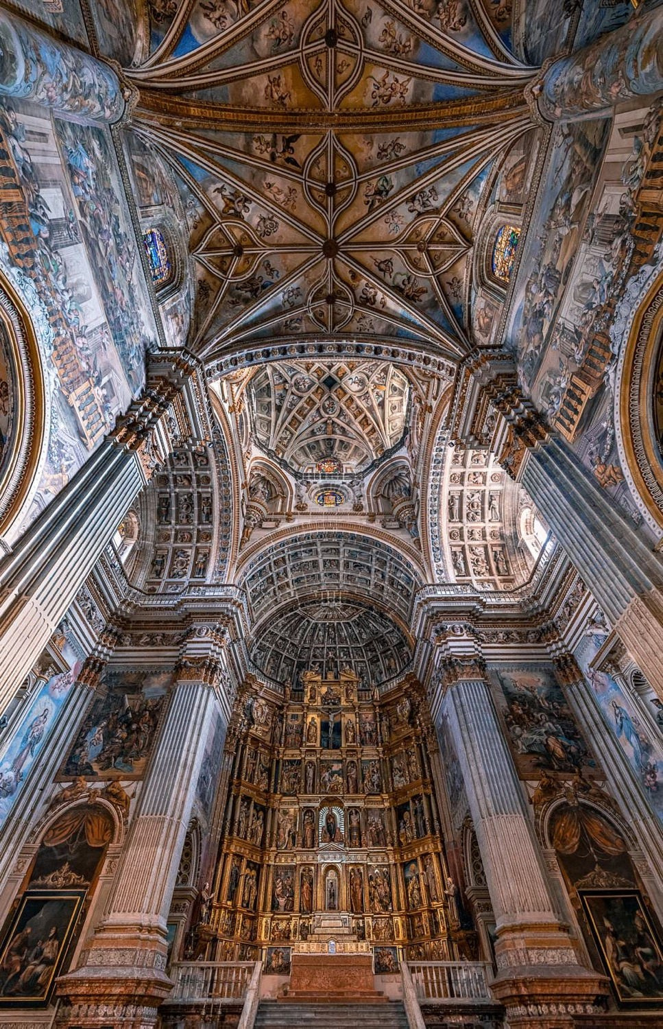 Look Up. Вадим Щербаков | архитектурный фотограф