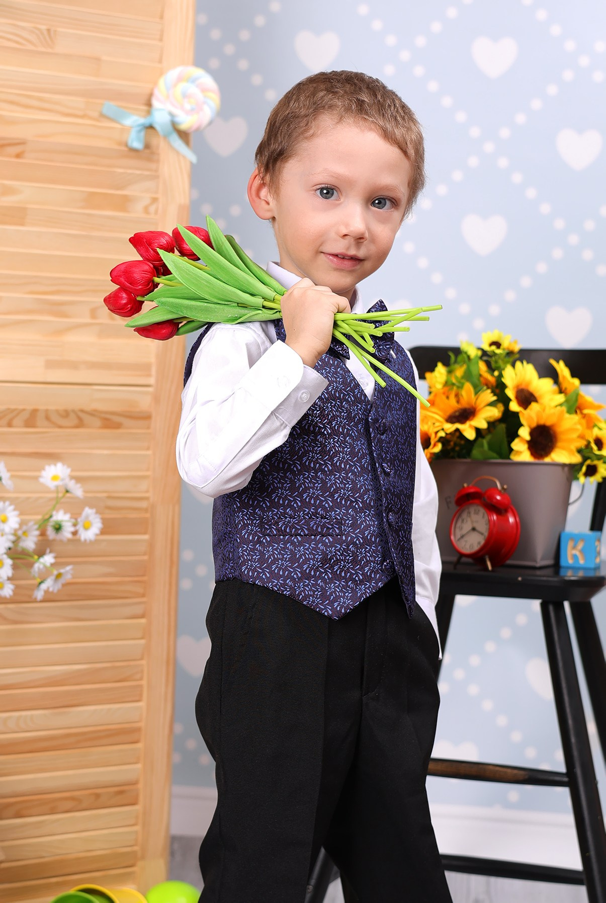 Весенний кавардак. Выпускные альбомы в Иваново в детский сад и школу. Александр и Светлана Янкины