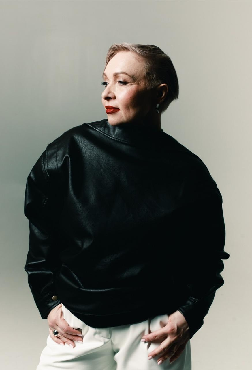 BLACK. Фотомодель