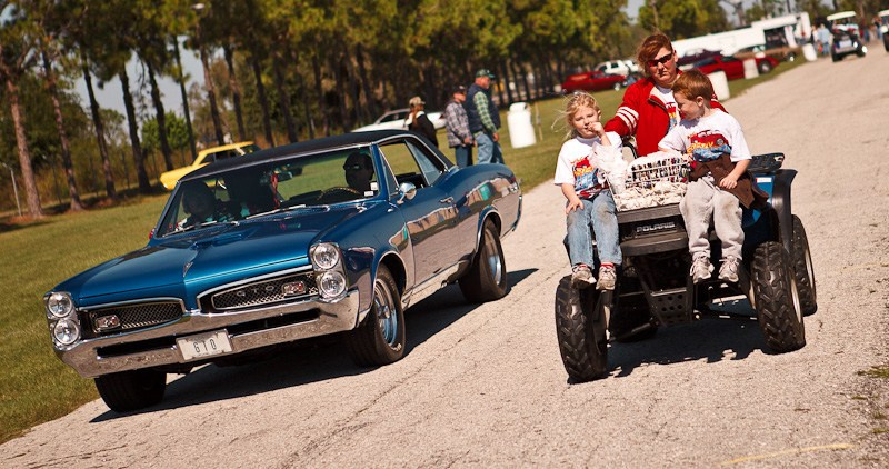 DrugRacing на автомобилях выпущенных до 1975 г. США, Флорида, 2010. Фотограф Василий Буланов