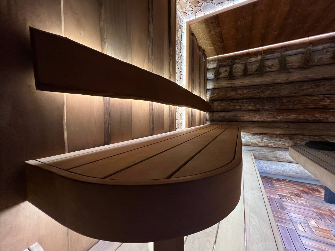 Парная в Газпроме: от уникального проекта и смелого сочетания несочетаемого — до точного расчёта каждого узла и скрупулёзной реализации. SaunaTopMasters