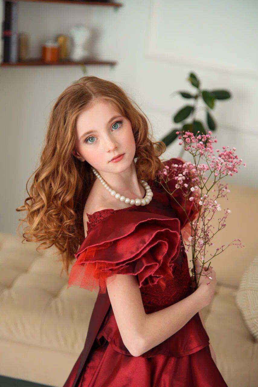 Линтроп Татьяна. Model base