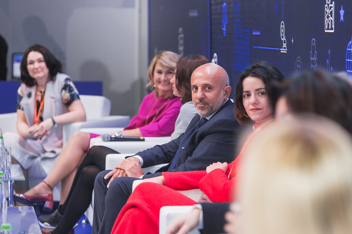 ЦВК Экспоцентр. Международная туристическая выставка. Свадебный репортажный фотограф в Москве