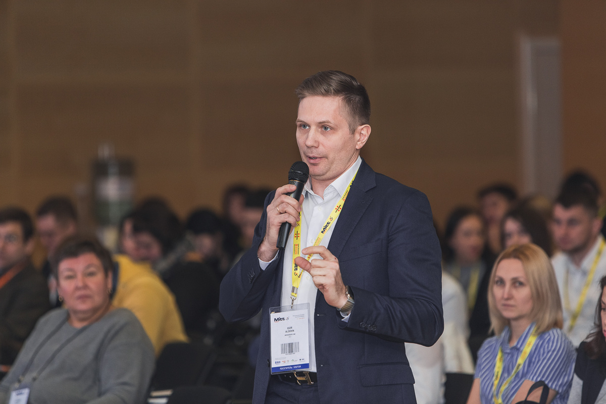 ЦВК Экспоцентр. Международная туристическая выставка. Свадебный репортажный фотограф в Москве