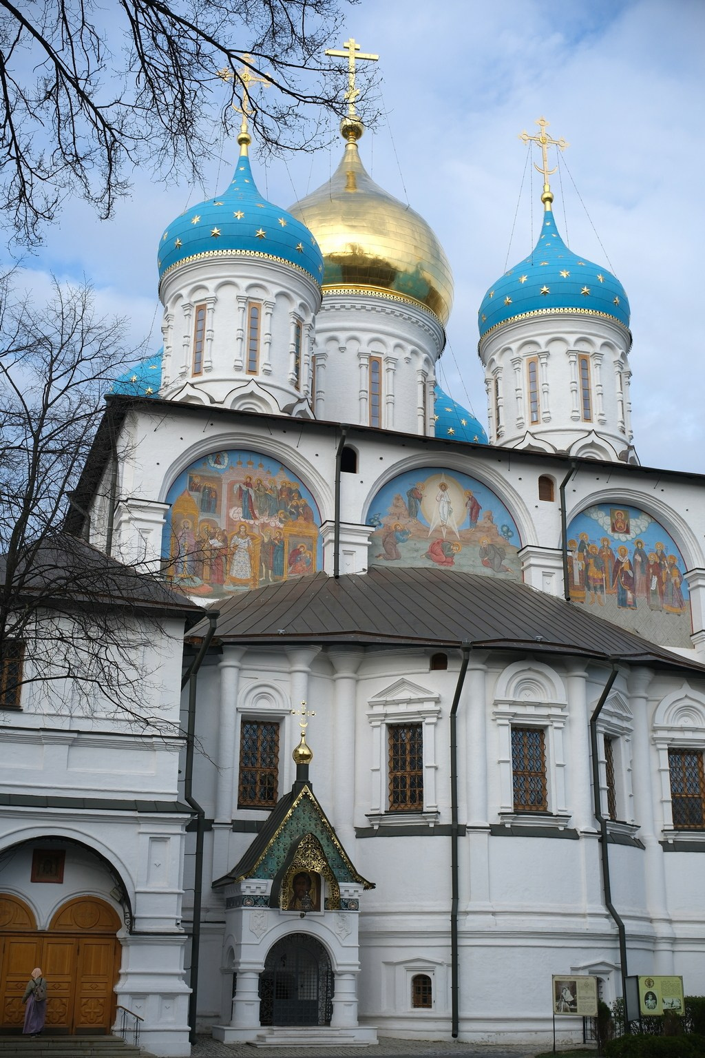 Улица, люди, жизнь…