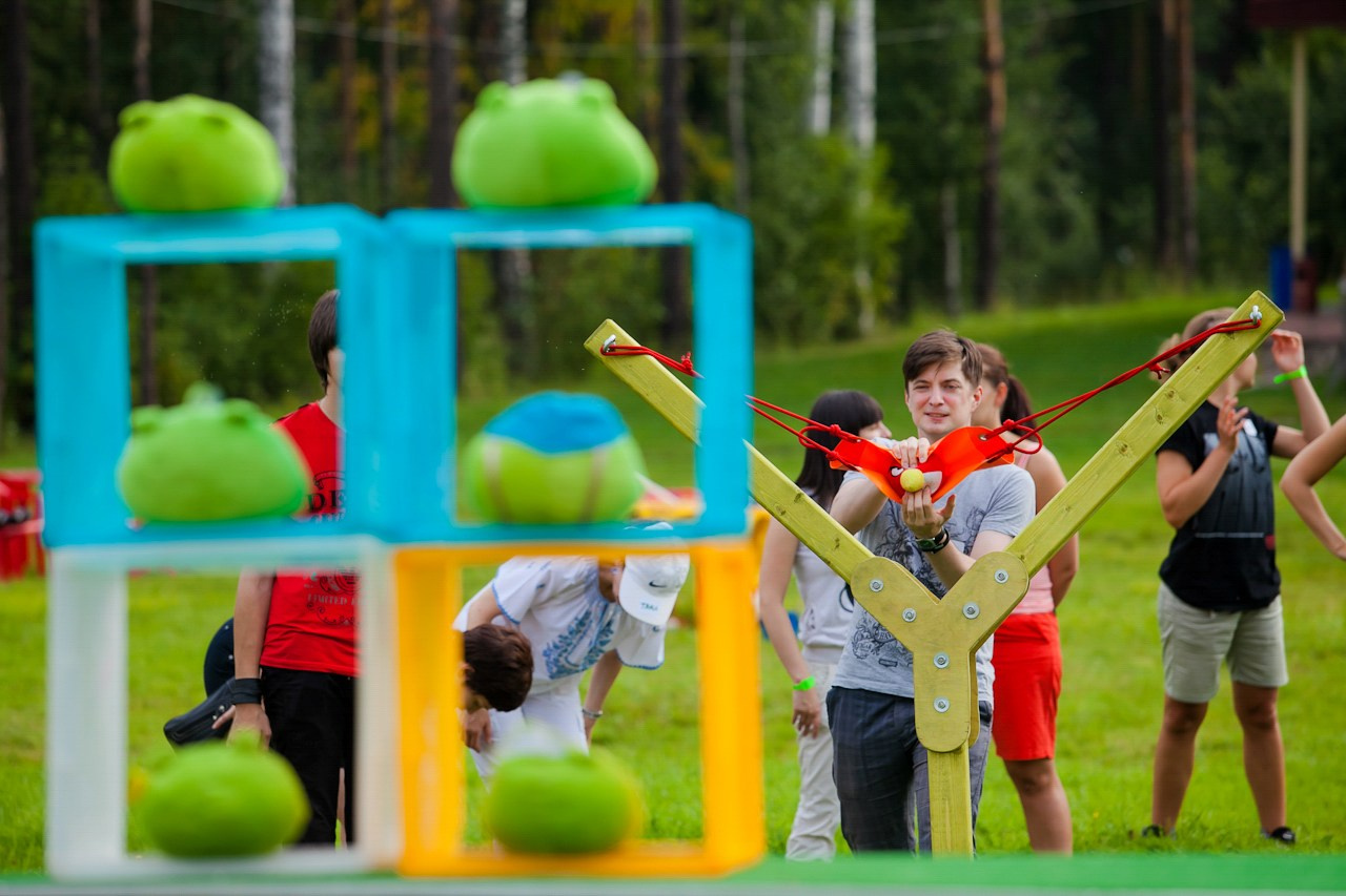 Командообразующее. Фотограф событий, Максим Романенко