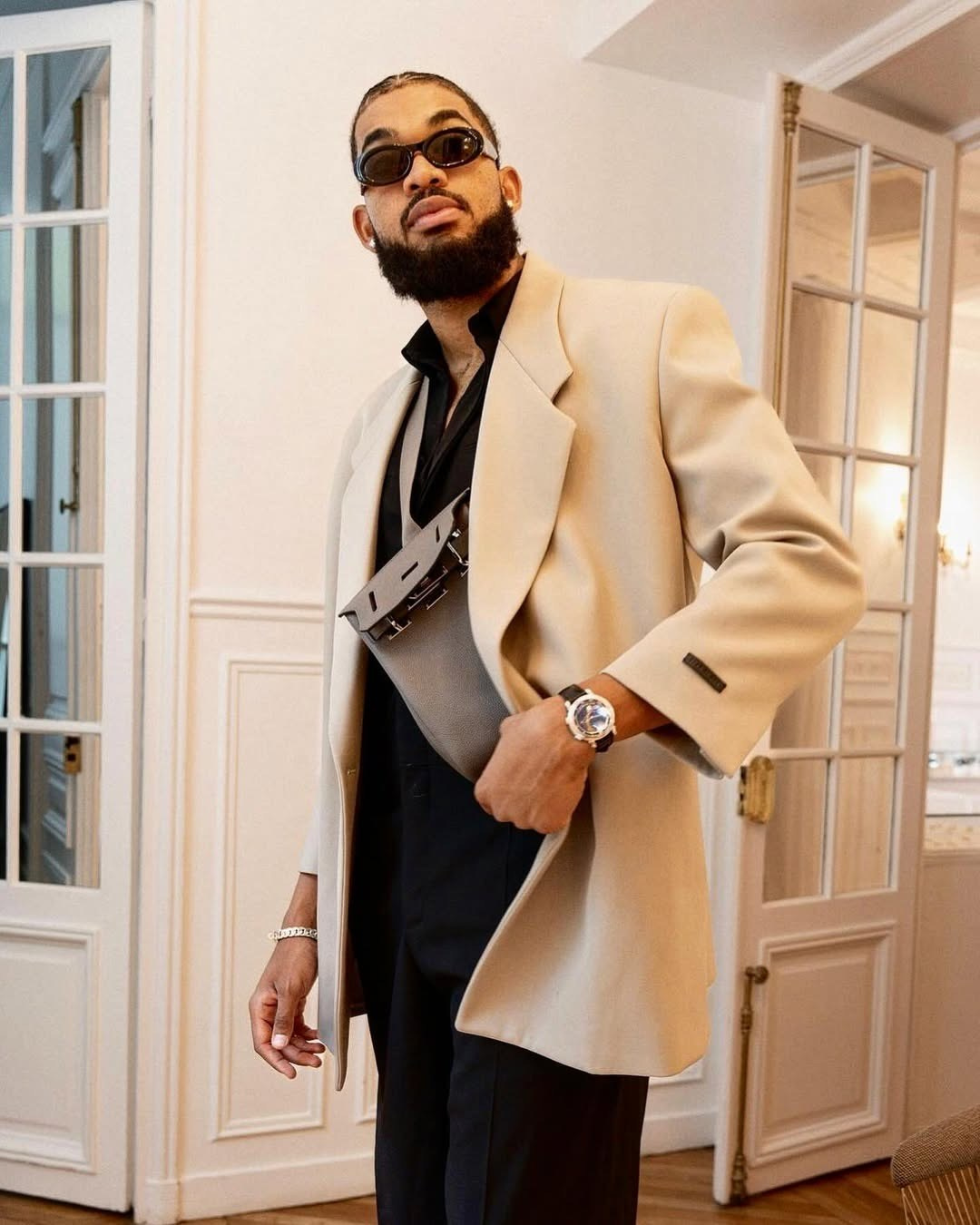 Content for influencers. Photographer of your fashion moments