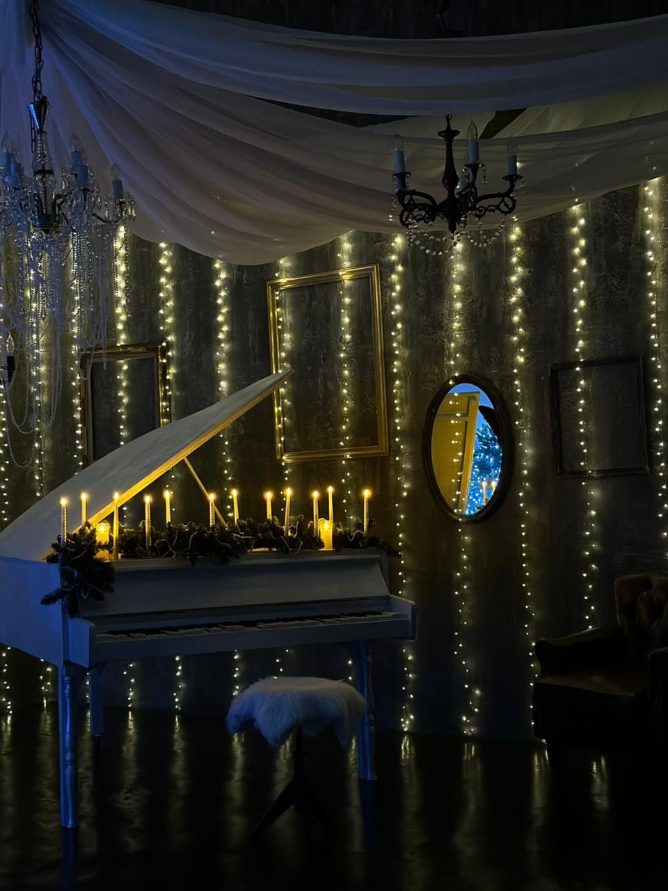 Темный зал (А24). Фотограф г. Хабаровск. Семейные и индивидуальные съёмки