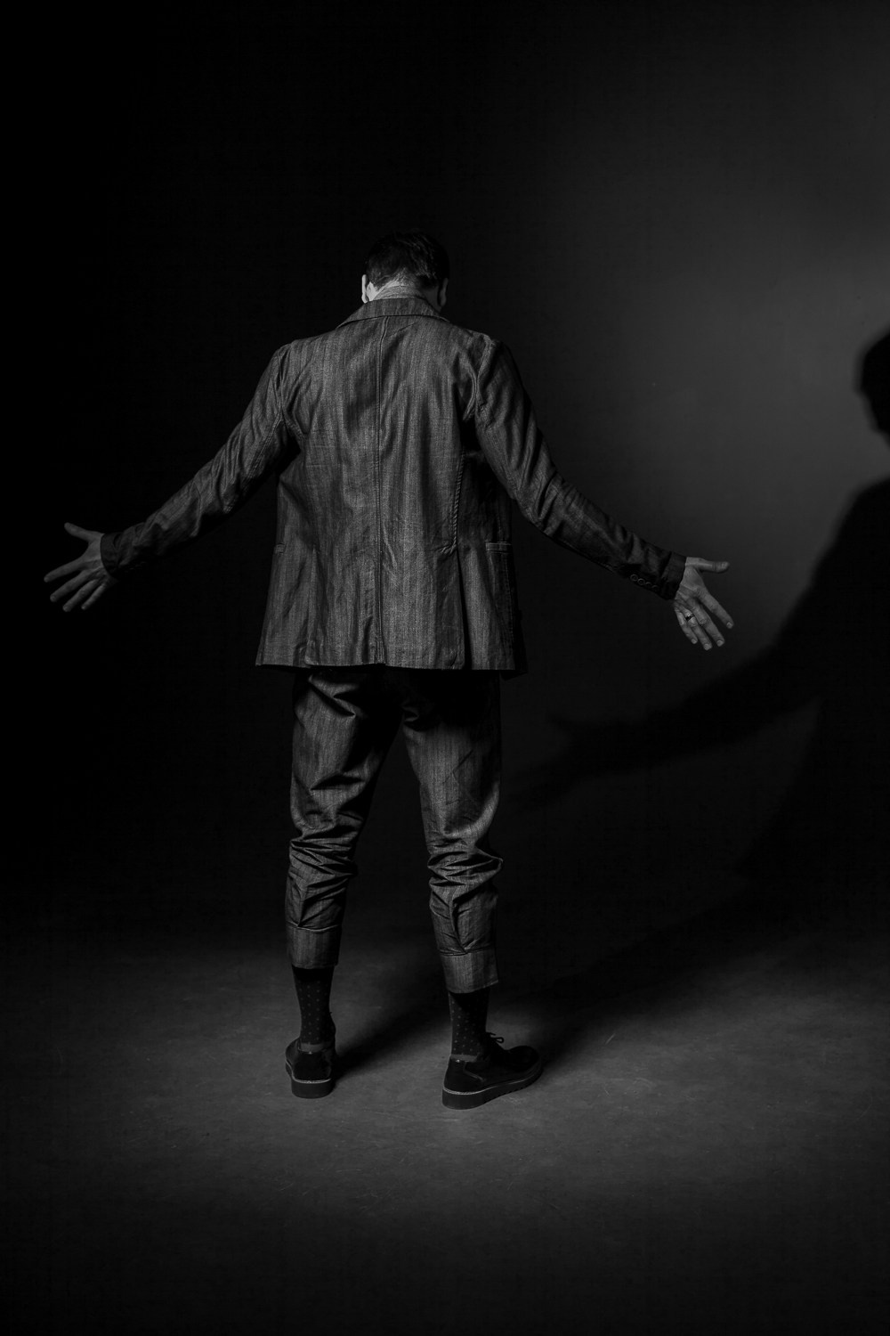 Антон Мошечков. Психолог с фотоаппаратом Зимина Оксана