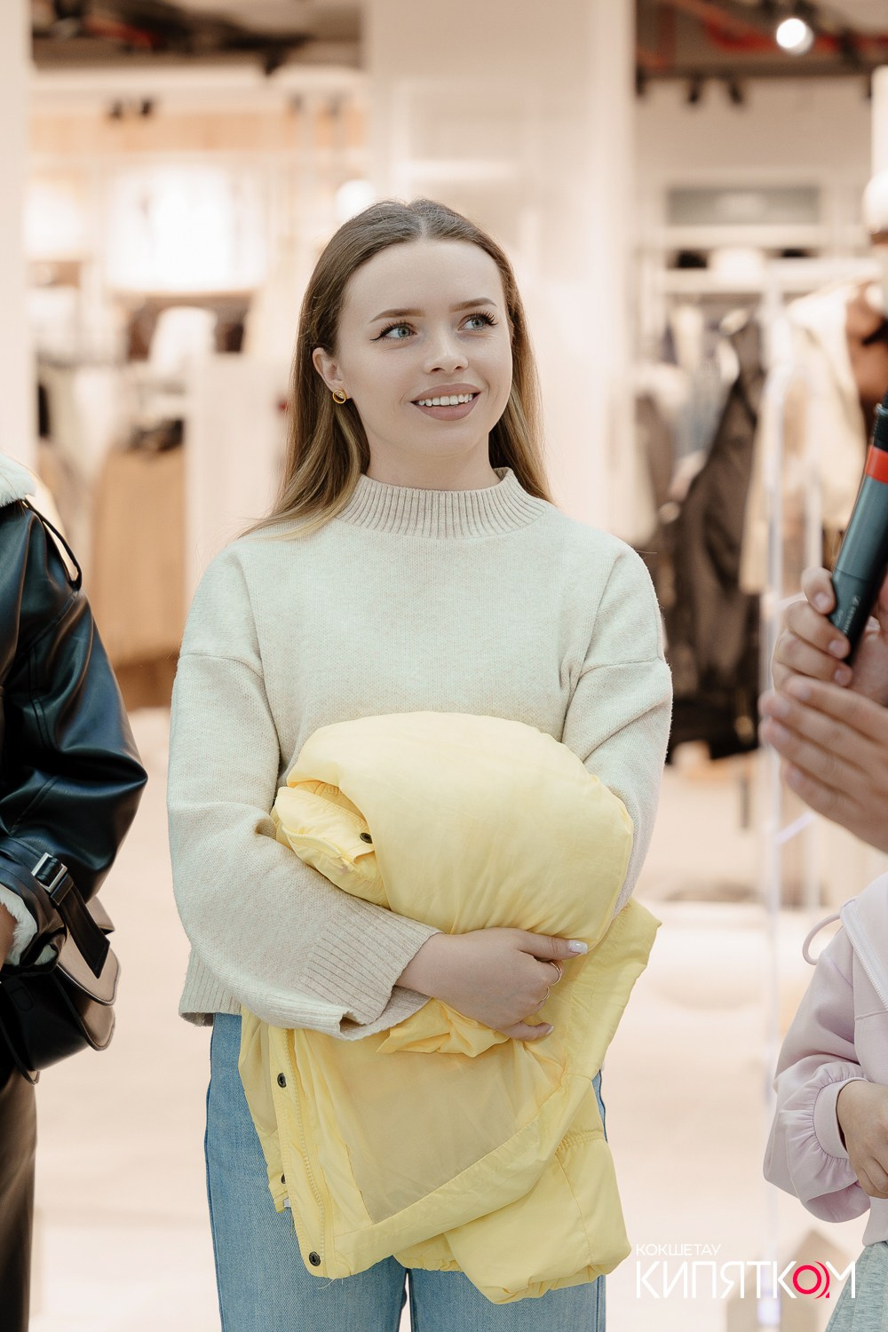 GLORIA JEANS. КИПЯТКОМ КОКШЕТАУ