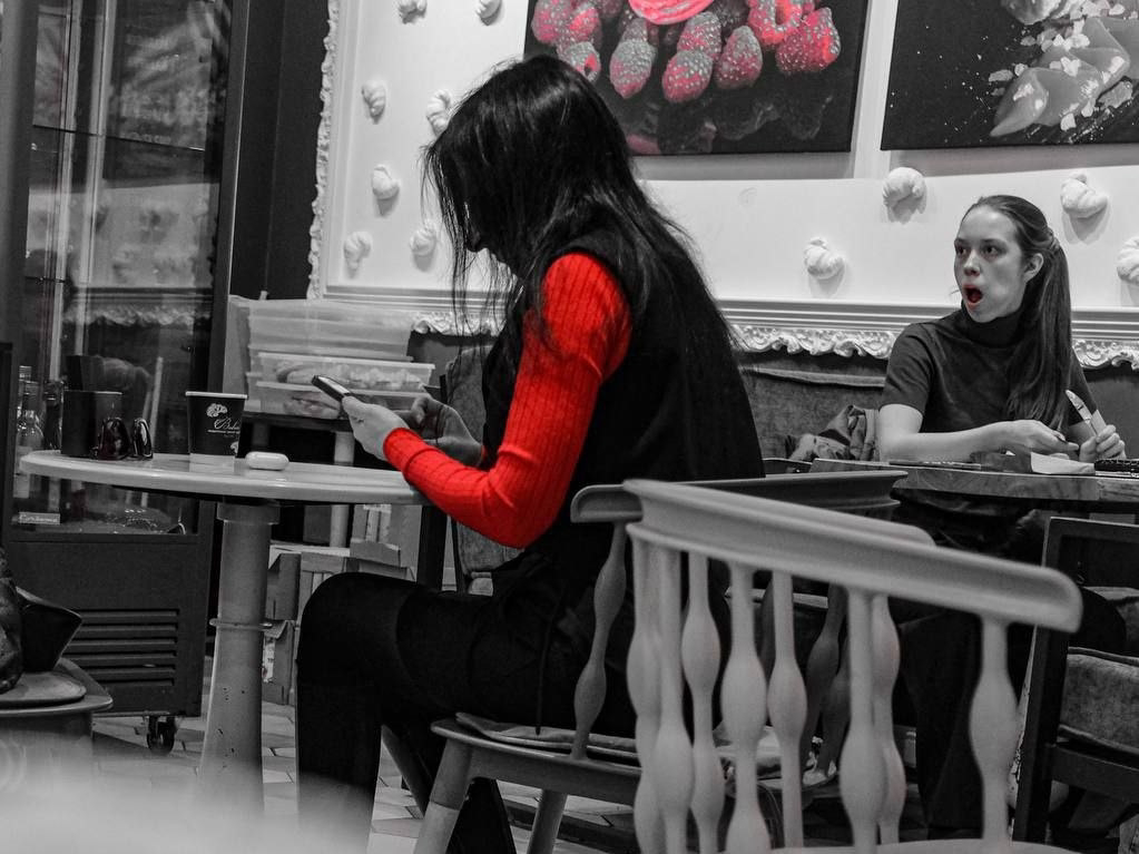 Селективный красный. Фотограф в Москве, фотожурналист Александр Малахов