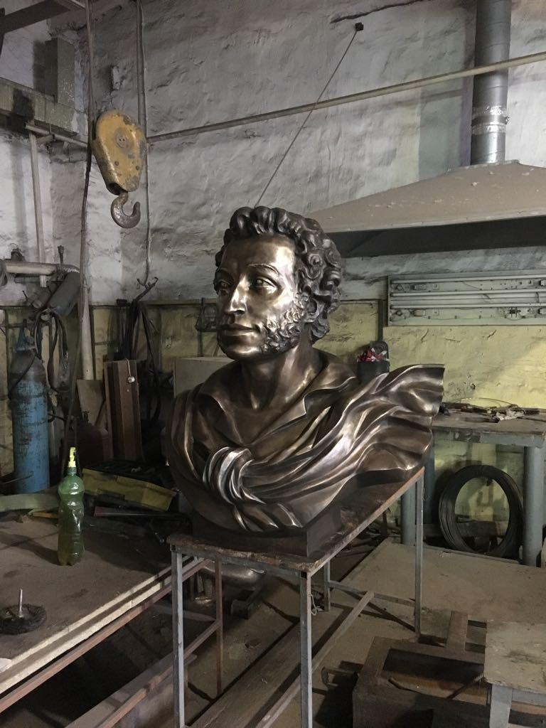 Альбом памятников и мемориалов. Автор Лындин Дмитрий Васильевич. Лындин Дмитрий Васильевич — официальный сайт скульптора