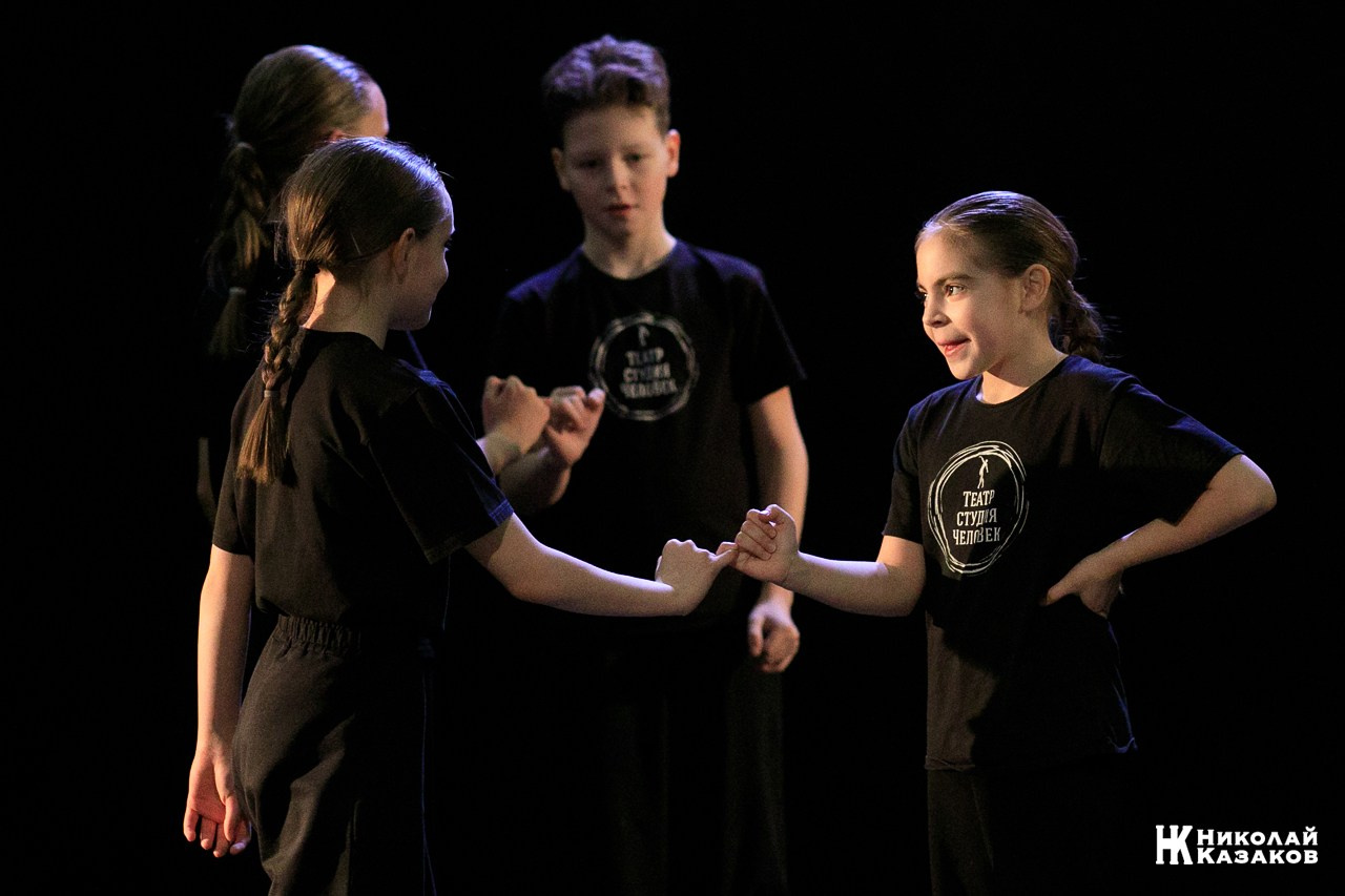 СТУДИЯ «ЧЕЛОВЕК». Николай Казаков. Профессиональный фотограф. Преподаватель фотографии