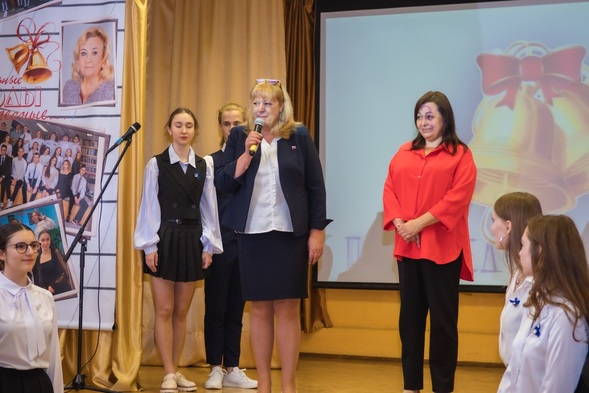 Последний звонок. Выпускные альбомы в Москве и области от Анны Гайдаш