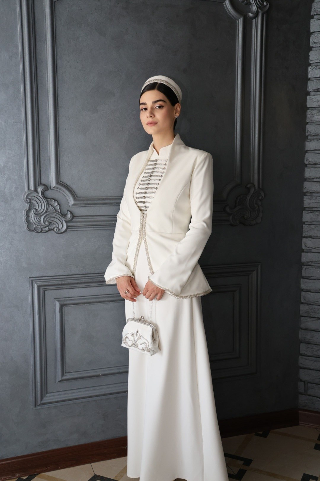 Дана. Вывод. Zuleta.Go