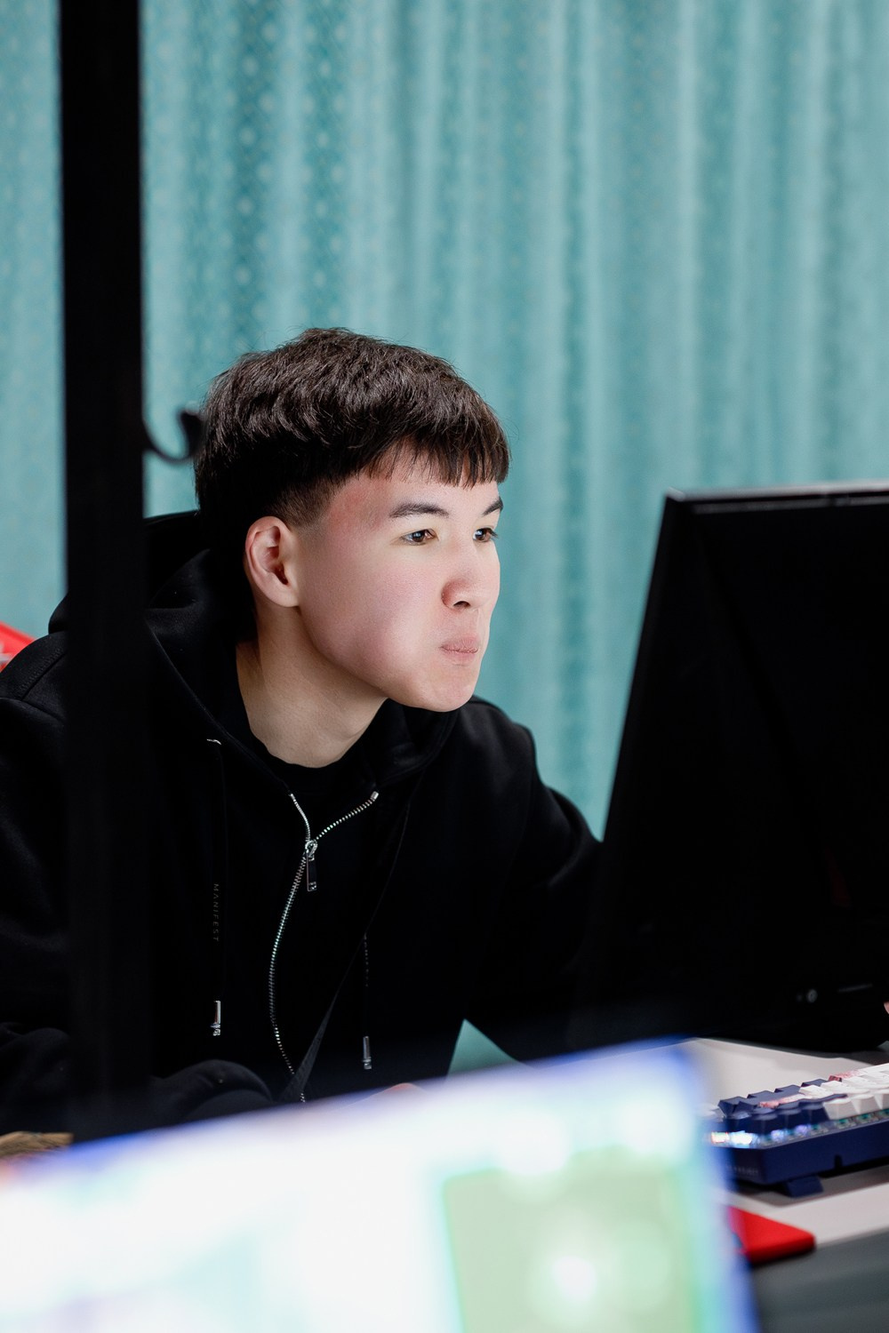 ABYROI cyber lounge. КИПЯТКОМ КОКШЕТАУ