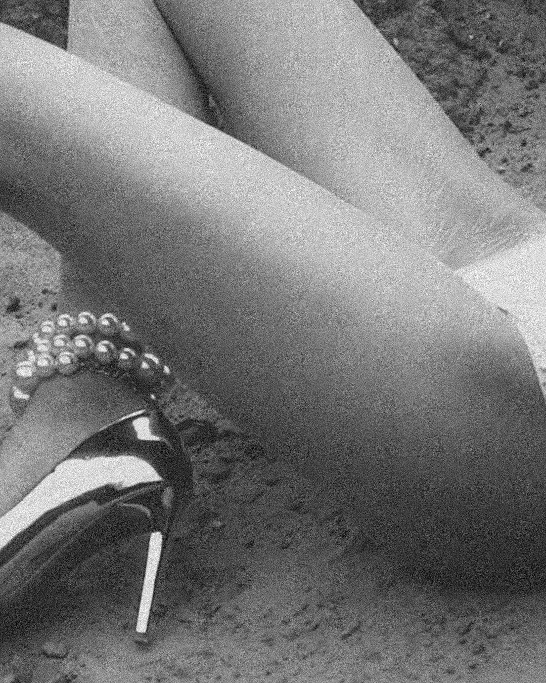PEARL DROPS IN SUN KISSED GARDEN. Liliya Zhilina — visual artist and art-fashion photographer