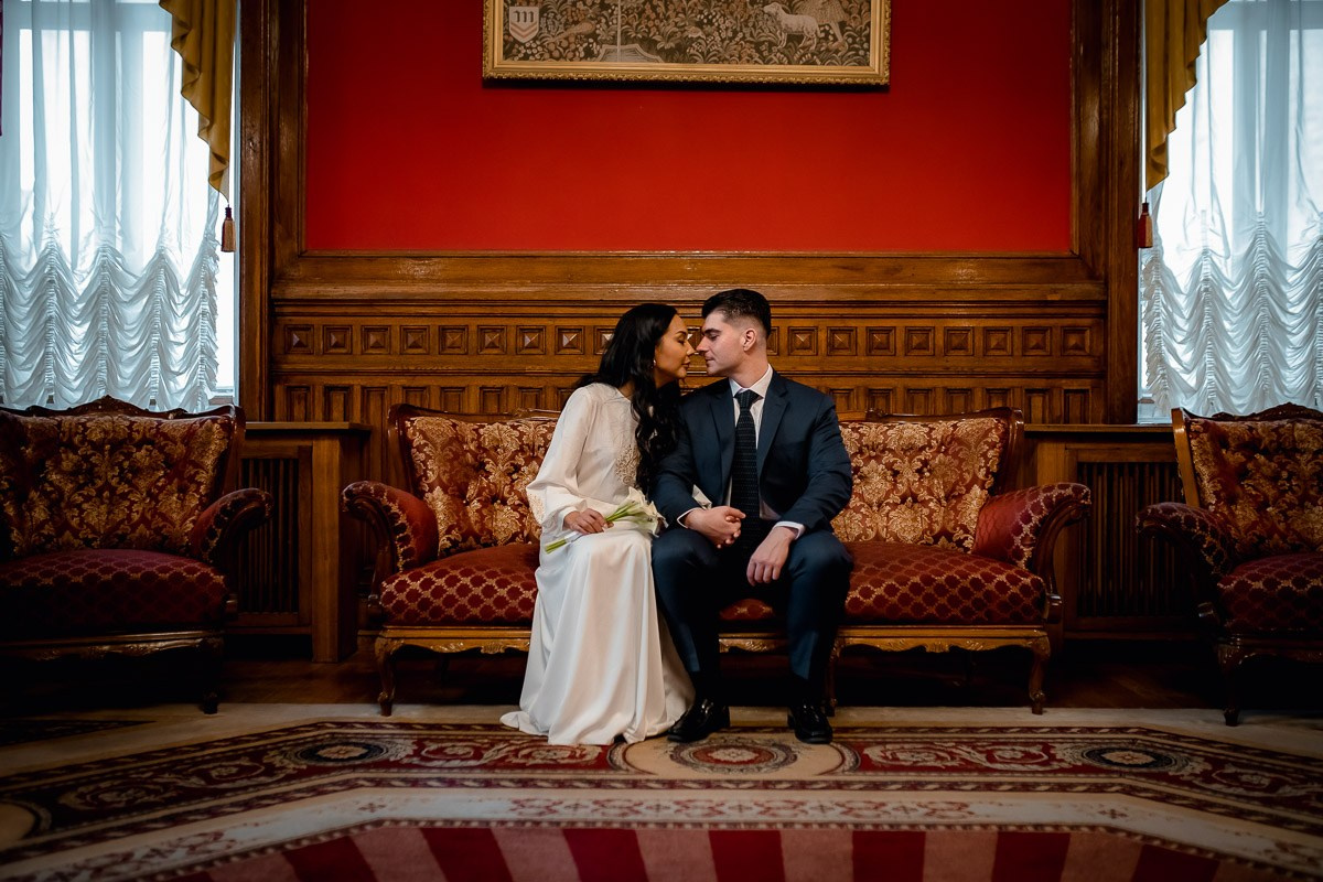 Свадебная фотосессия в ЗАГСе. Свадебный фотограф в Санкт-Петербурге Антон Владимиров