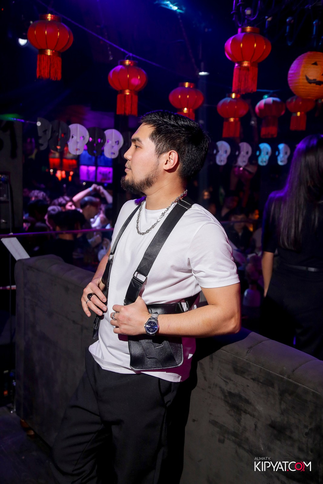 UYAT EMES BAR. КИПЯТКОМ АЛМАТЫ!