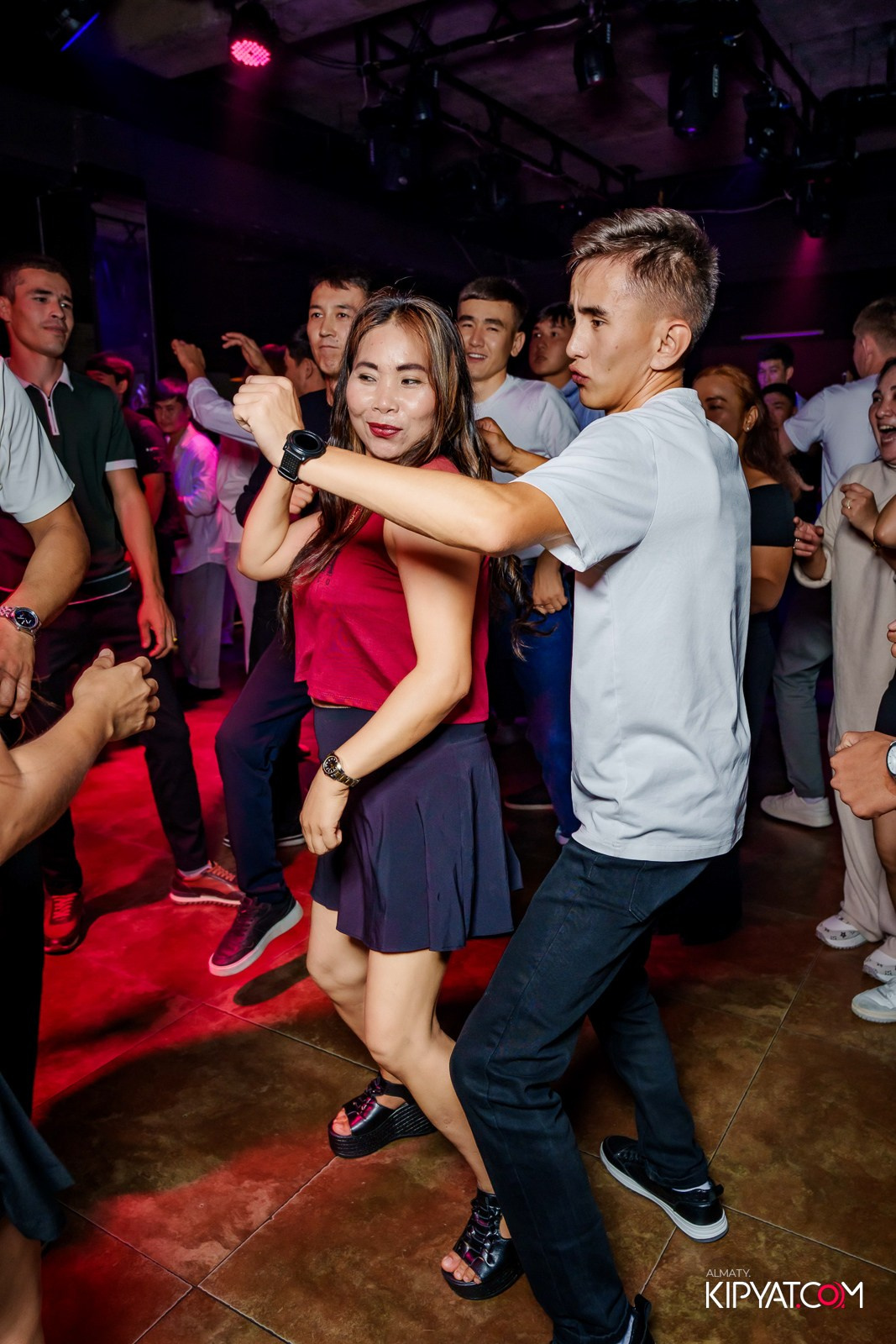 ARAGOSTA DISCO BAR. КИПЯТКОМ АЛМАТЫ!