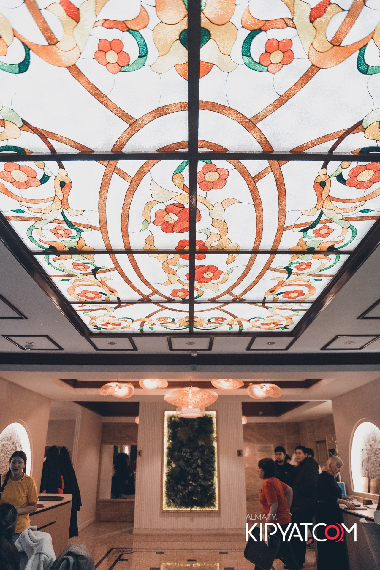 КАФЕ ШАЛКАР-ДИСКО 80-Х. КИПЯТКОМ АЛМАТЫ!