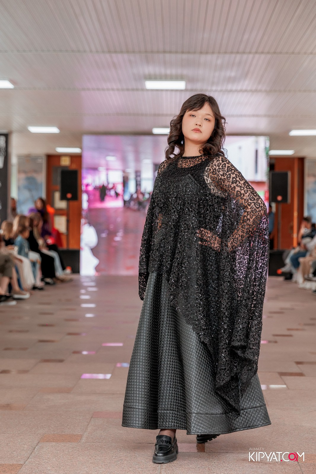 JUNIOR FASHION SHOW. КИПЯТКОМ АЛМАТЫ!