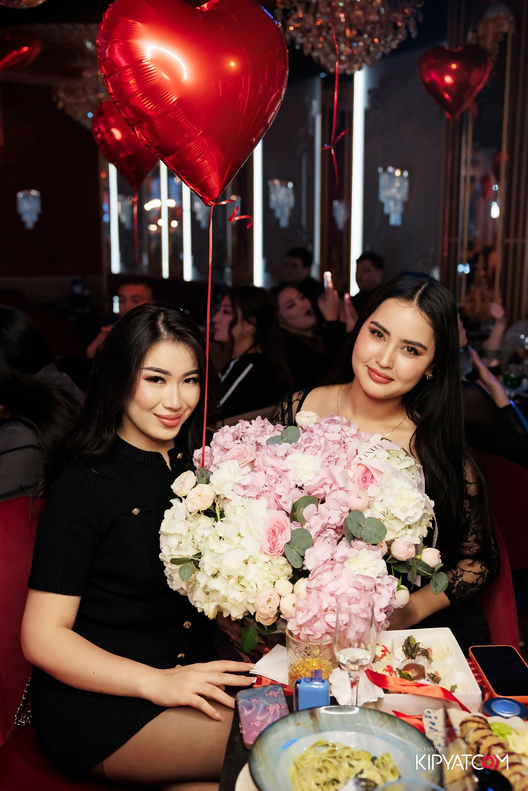 ЗАЯ, НА БИС. КИПЯТКОМ АЛМАТЫ! Фотосъемка мероприятий в Алматы