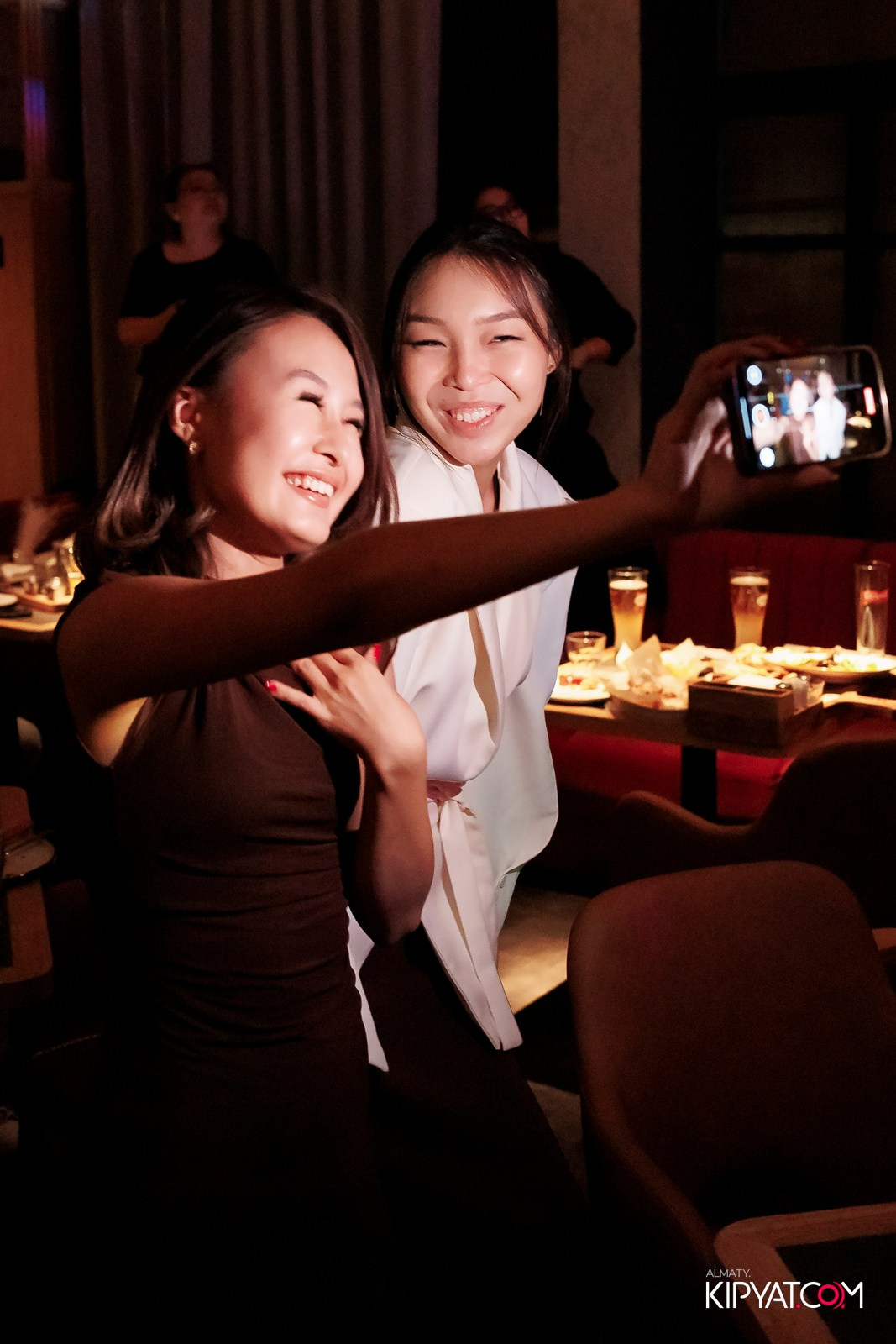 ALEM В PINTA НА ТУЛЕБАЕВА. КИПЯТКОМ АЛМАТЫ!