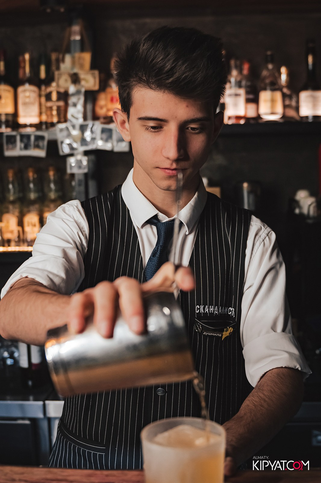 РЕСТО-БАР СКАНДАЛИСТЪ. КИПЯТКОМ АЛМАТЫ!