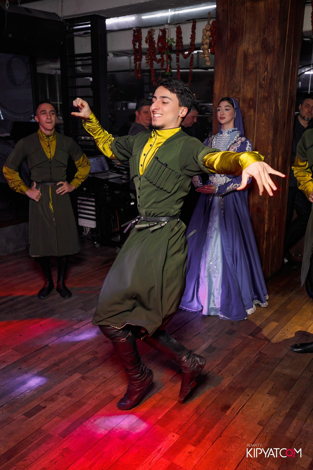 ВАХТАНГУРИ. КИПЯТКОМ АЛМАТЫ!