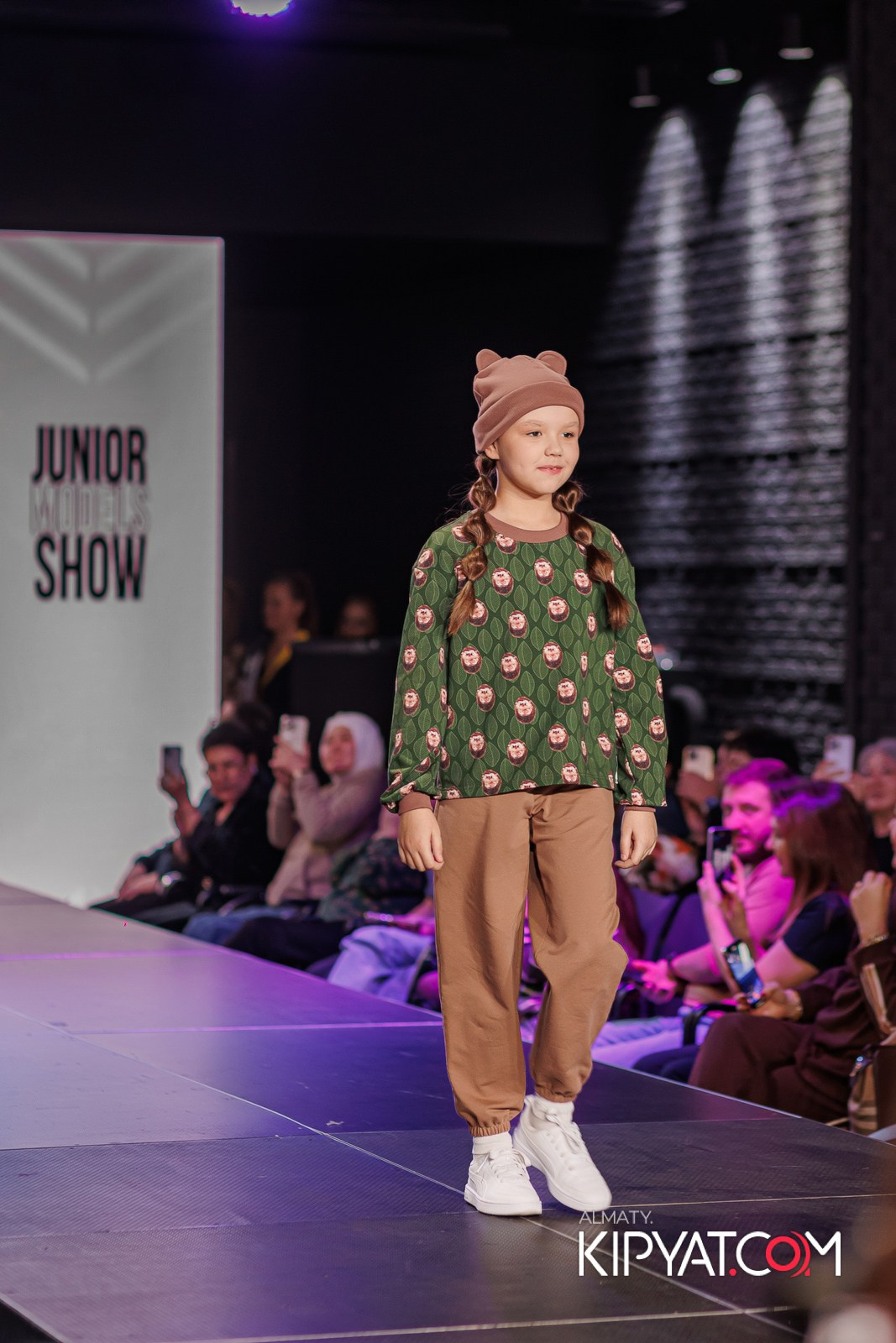 JUNIOR MODELS SHOW В РАМКАХ БЛАГОТВОРИТЕЛЬНОГО ПРОЕКТА МОДА ЗА СЧАСТЬЕ ДЕТЕЙ. КИПЯТКОМ АЛМАТЫ!
