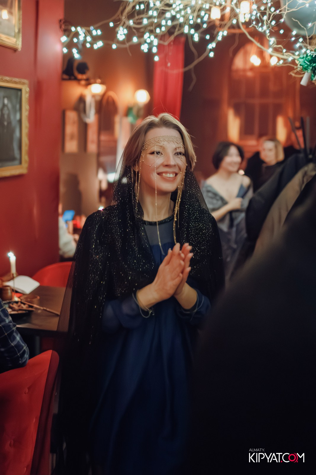 MERRY CREEPYSTMASS AND SPOOKY NEW YEAR — QUEEN OF THE DARKNESS BAR. КИПЯТКОМ АЛМАТЫ!