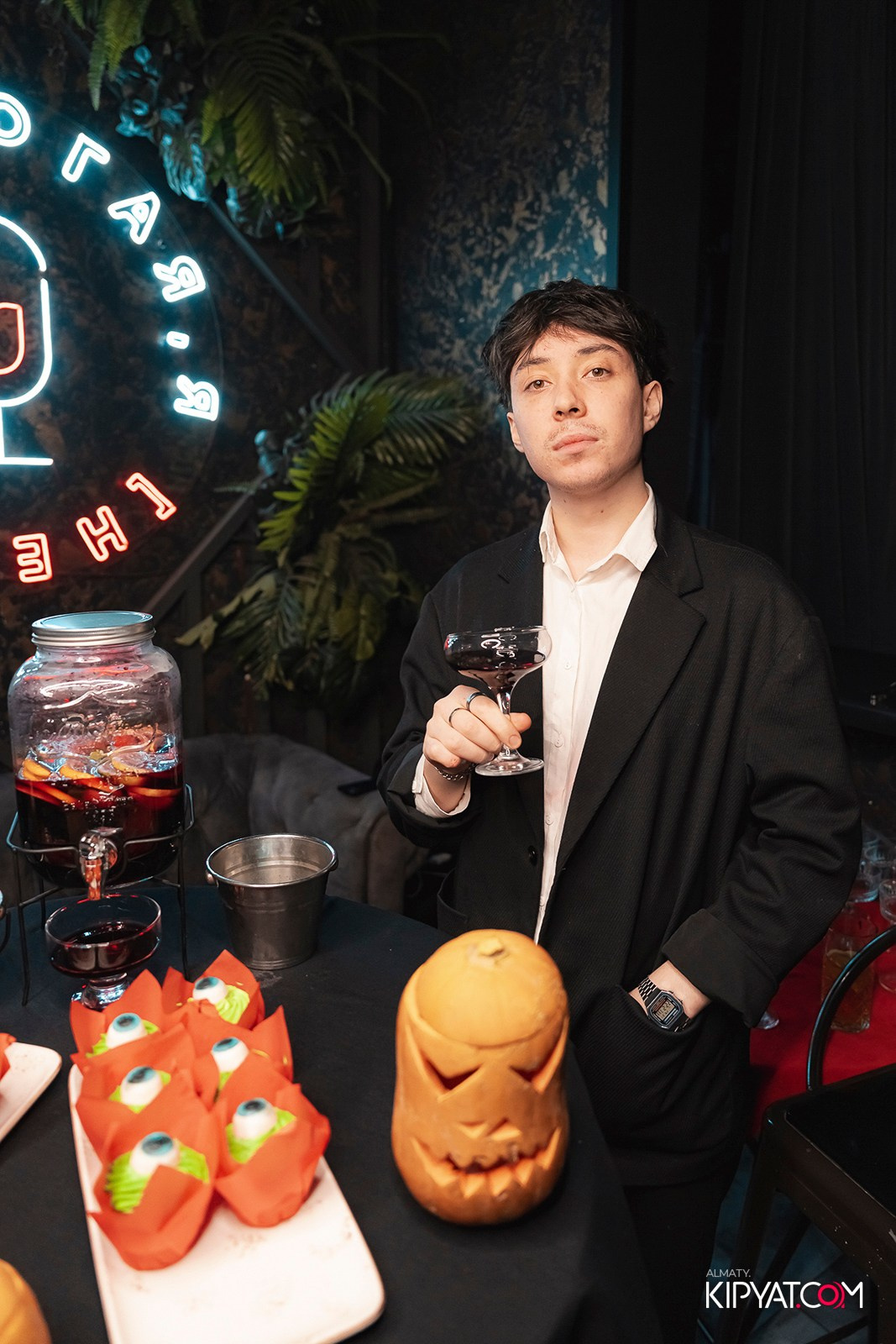 ДОРОГАЯ, Я НЕ ПИЛ. КИПЯТКОМ АЛМАТЫ!