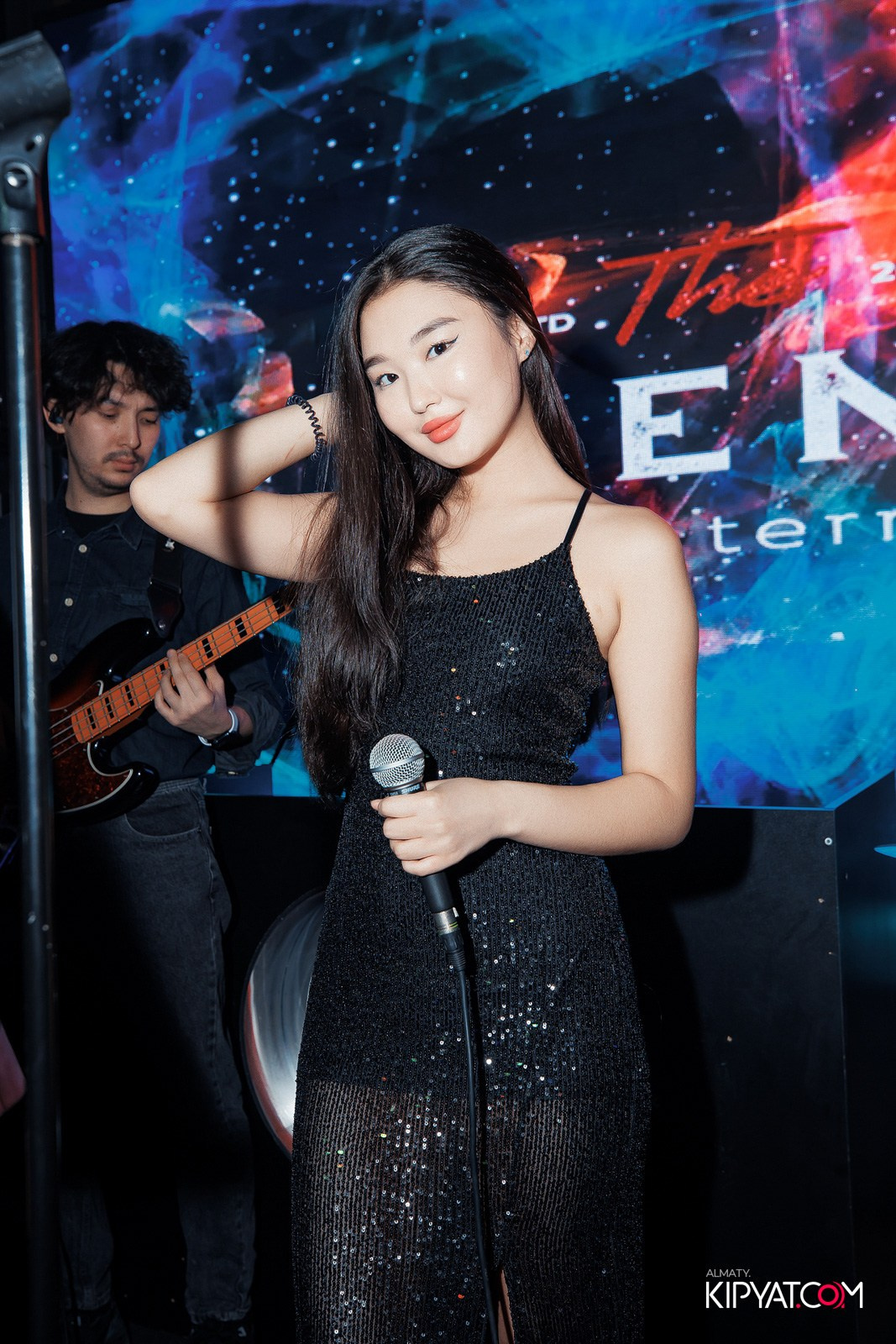 FRIENDS BAR & TERRACE. КИПЯТКОМ АЛМАТЫ!