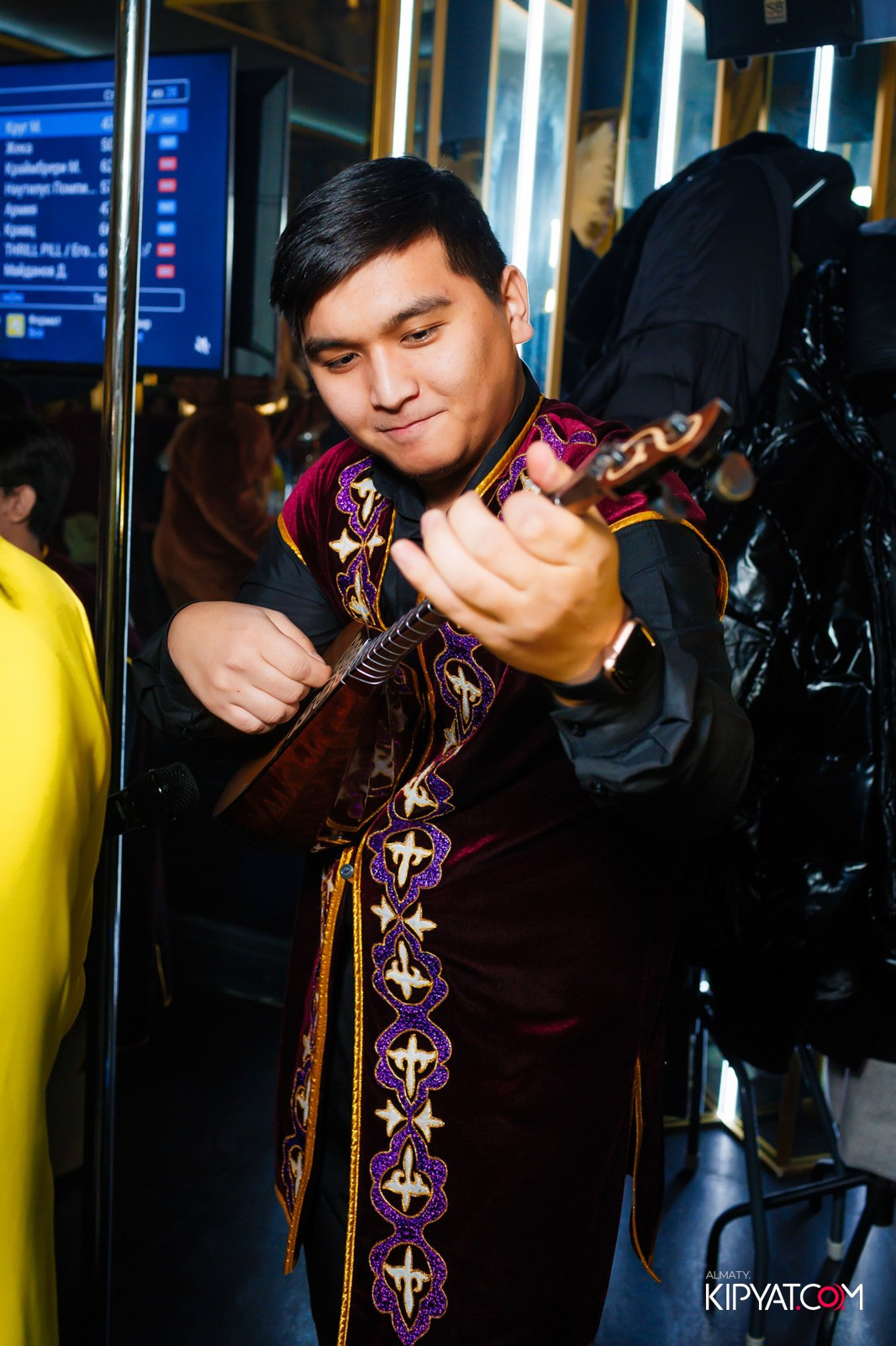 УХО И МЕДВЕДЬ НА ГАГАРИНА. КИПЯТКОМ АЛМАТЫ!