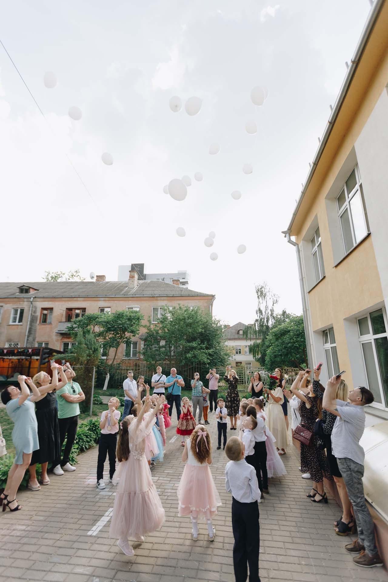 ДетСад выпускной. Свадебный семейный фотограф и видеограф Гомель Минск Беларусь Европа