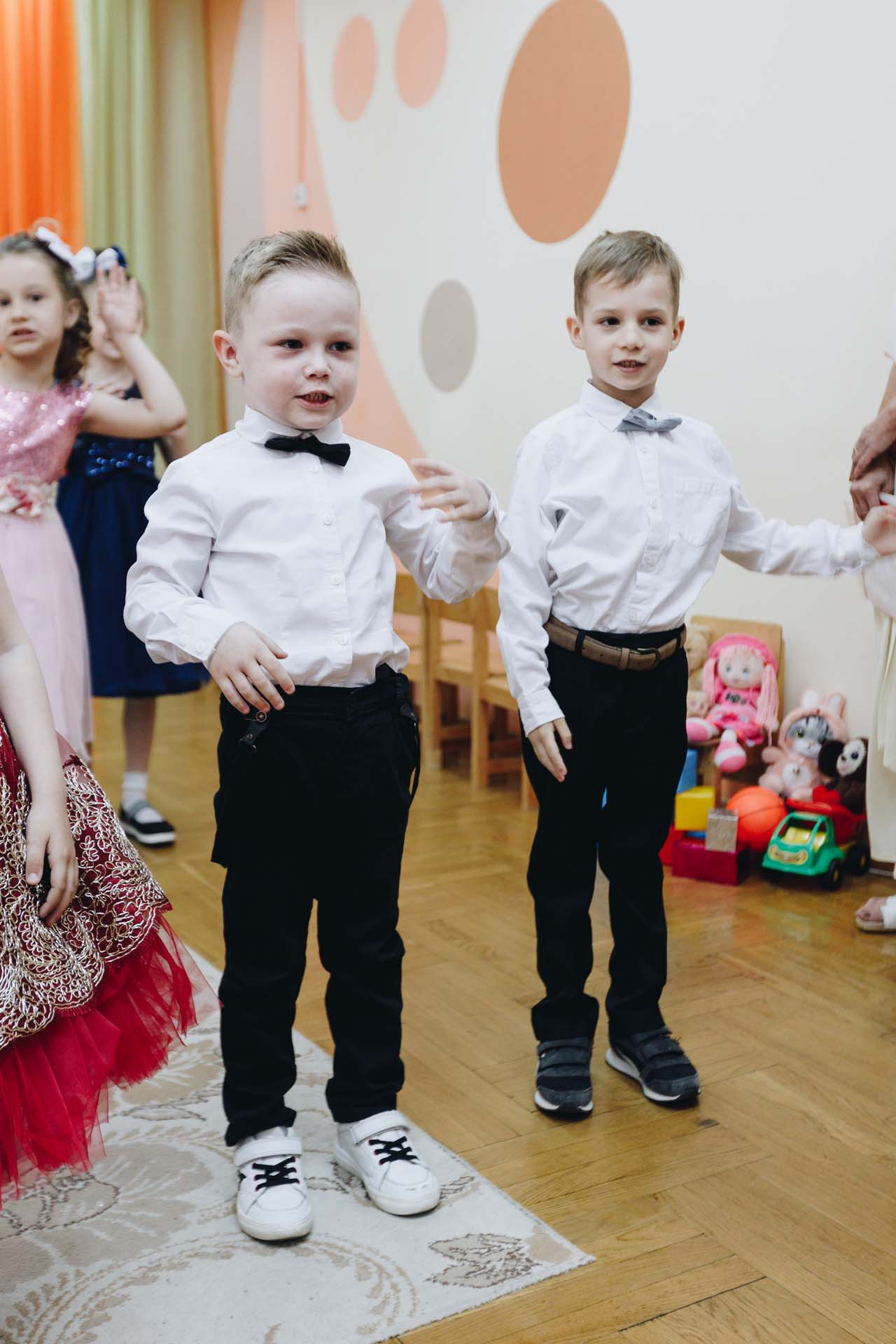 ДетСад выпускной. Свадебный семейный фотограф и видеограф Гомель Минск Беларусь Европа