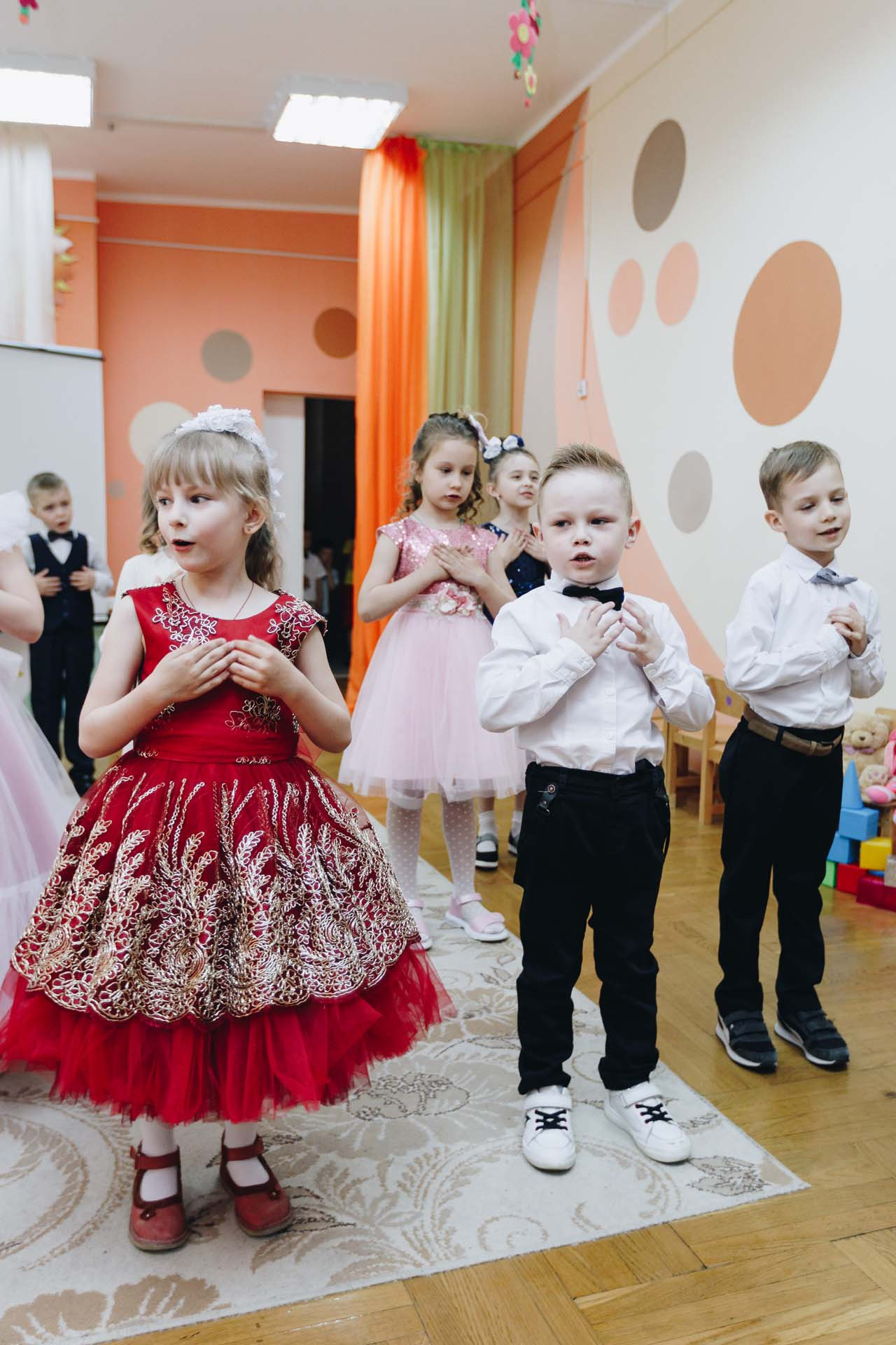 ДетСад выпускной. Свадебный семейный фотограф и видеограф Гомель Минск Беларусь Европа