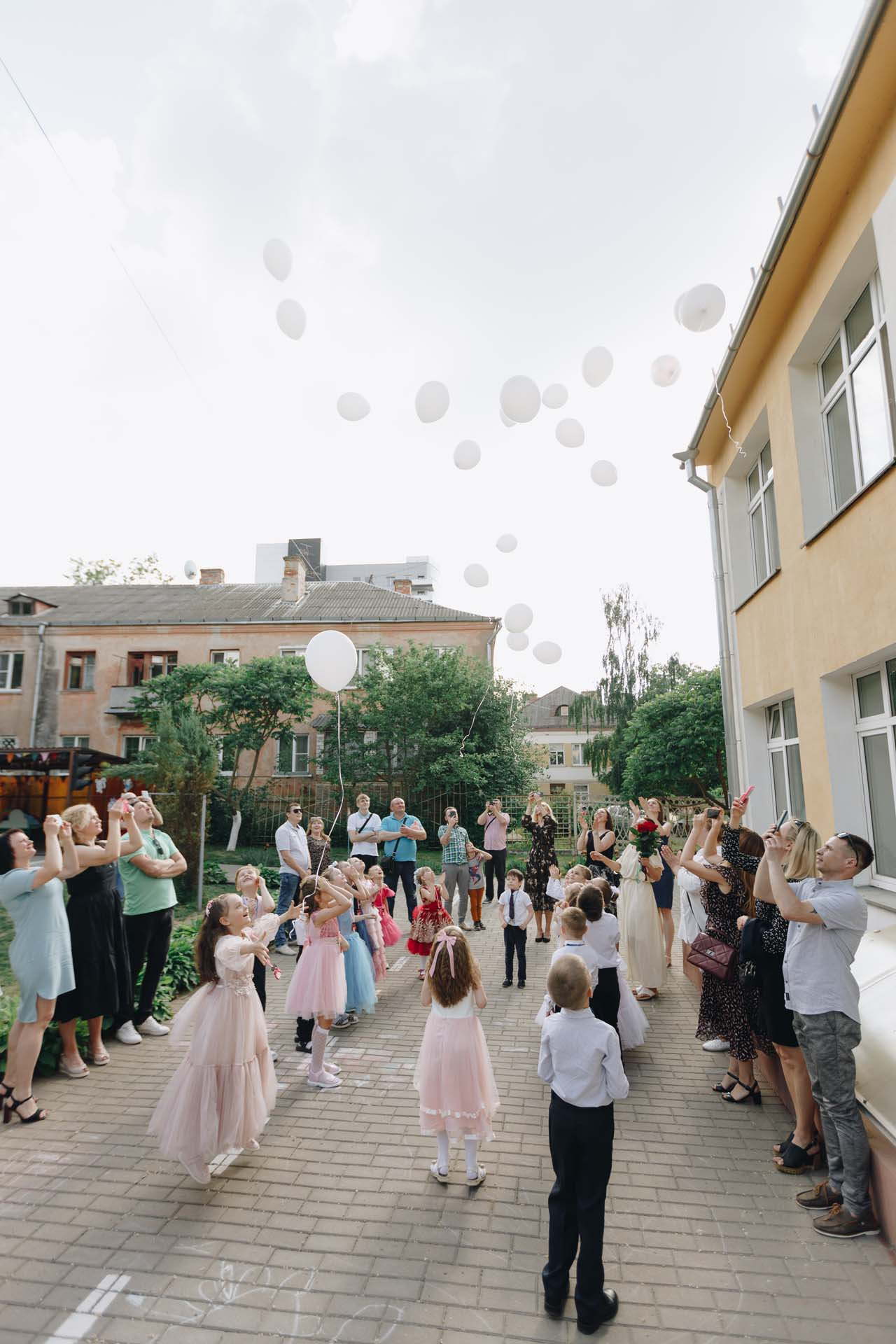 ДетСад выпускной. Свадебный семейный фотограф и видеограф Гомель Минск Беларусь Европа