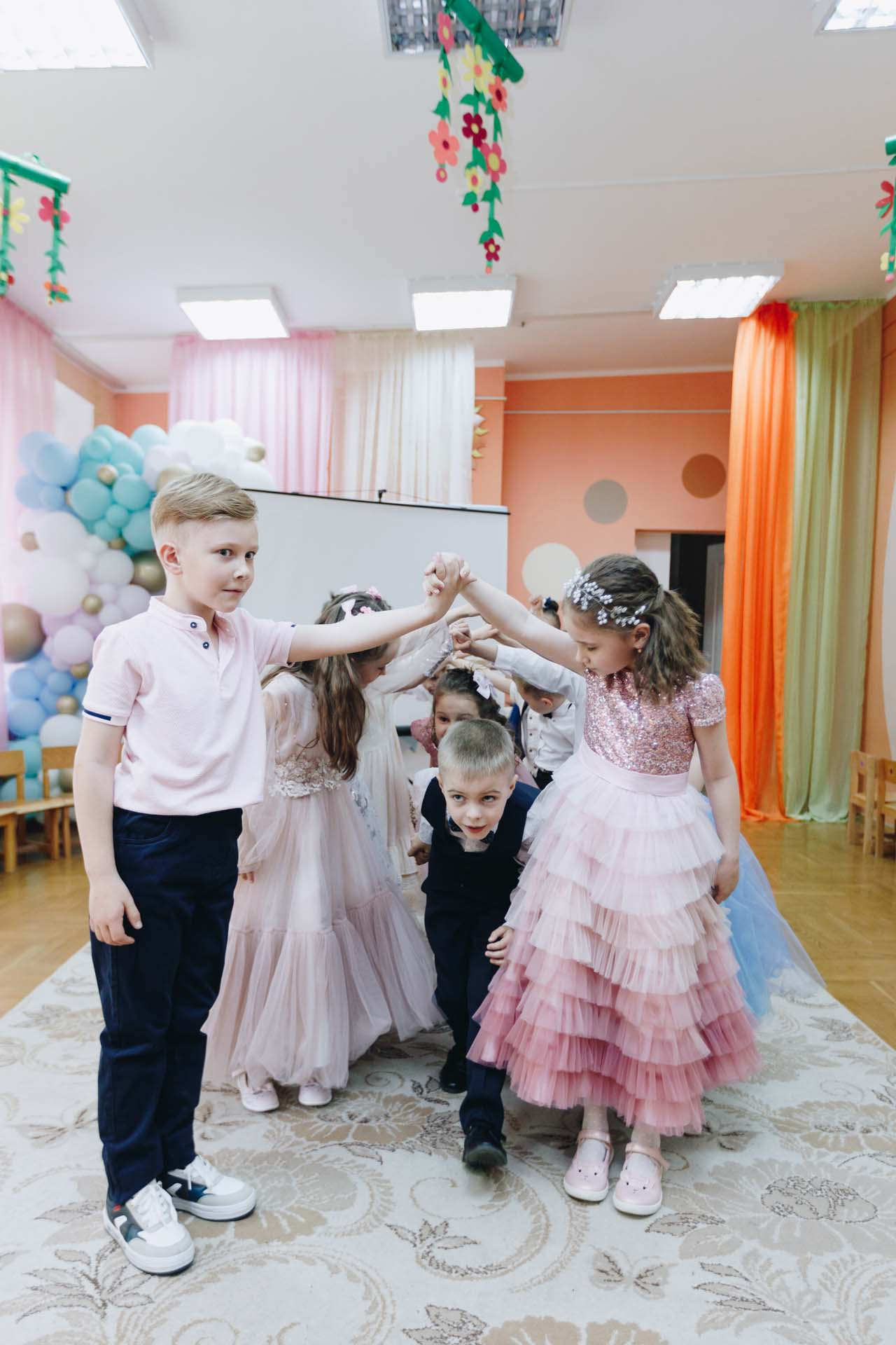 ДетСад выпускной. Свадебный семейный фотограф и видеограф Гомель Минск Беларусь Европа