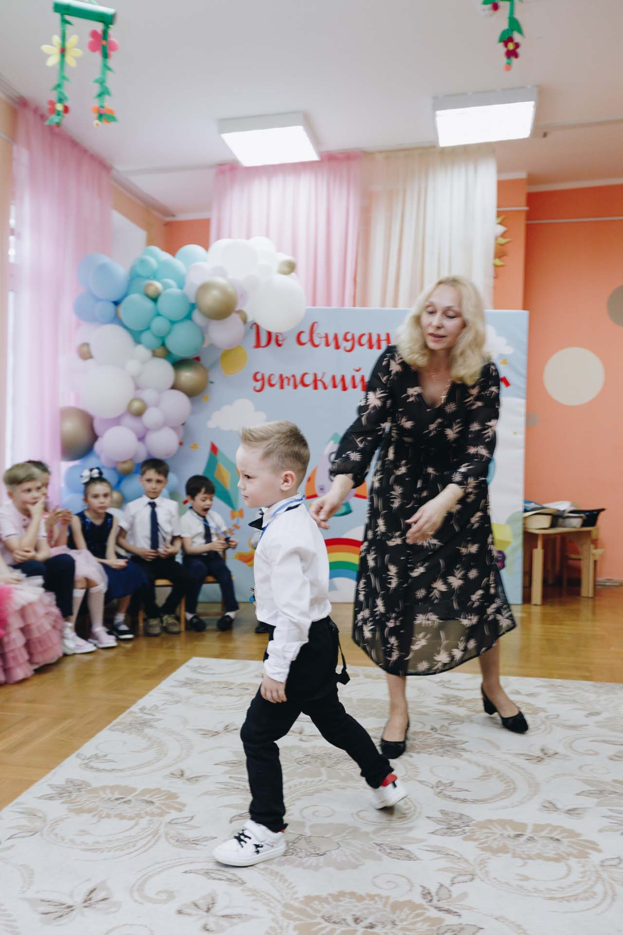 ДетСад выпускной. Свадебный семейный фотограф и видеограф Гомель Минск Беларусь Европа