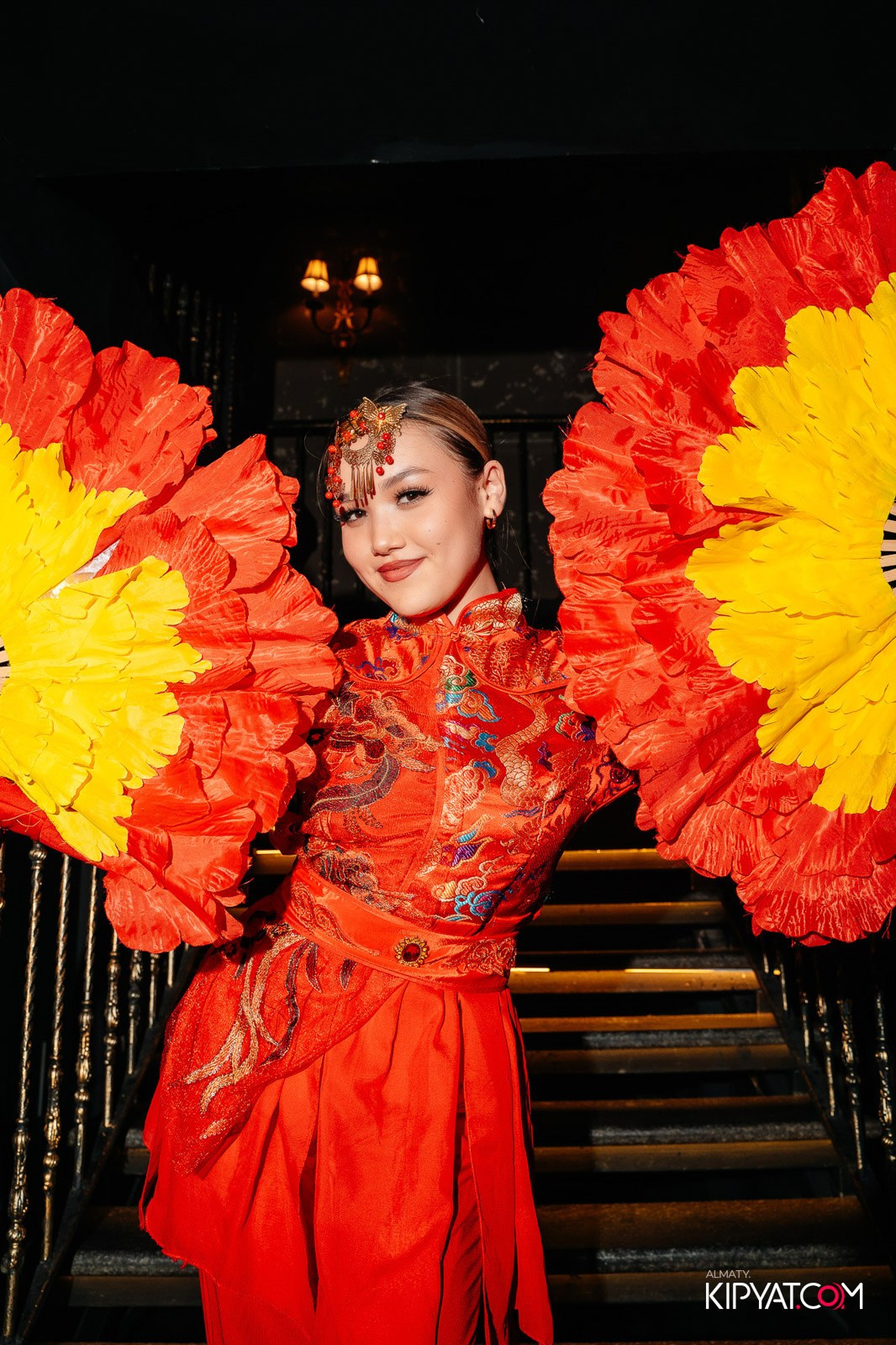 CHINA PARTY RETRO HIT. КИПЯТКОМ АЛМАТЫ!