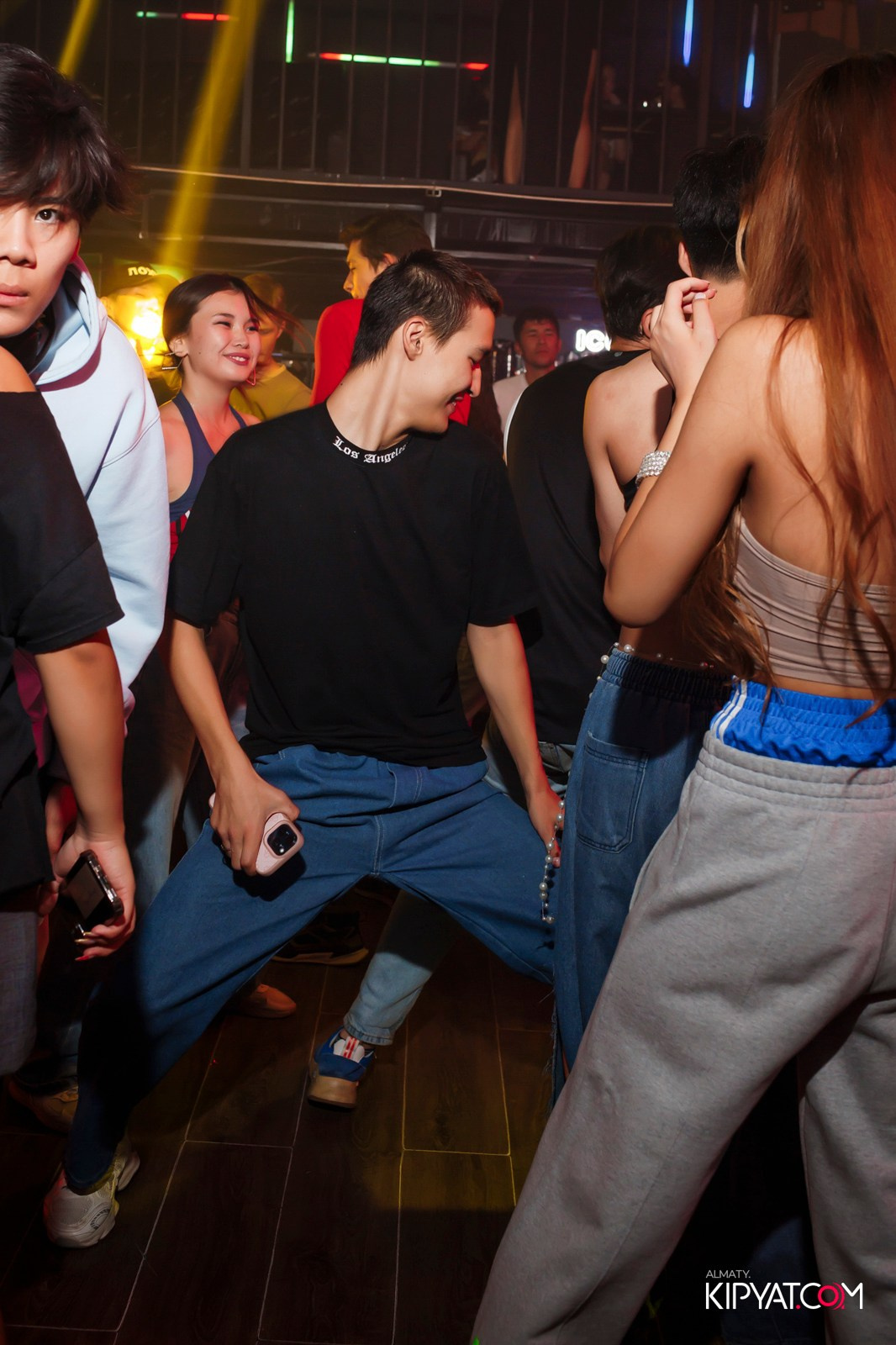 НОЧНОЙ КЛУБ ICON. КИПЯТКОМ АЛМАТЫ!
