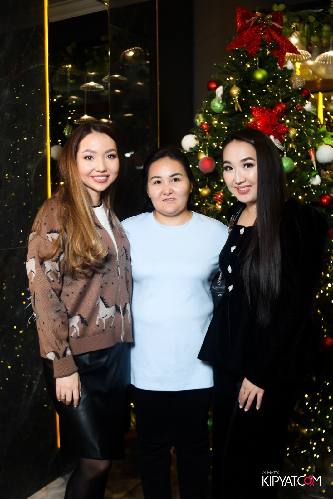 БАР ПАНАЕХАЛИ НА ДОСТЫК. КИПЯТКОМ АЛМАТЫ!