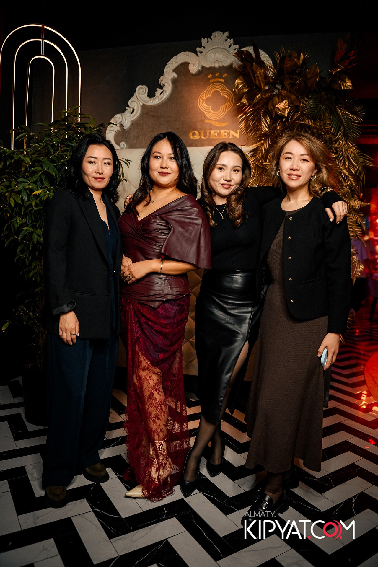 QUEEN. КИПЯТКОМ АЛМАТЫ!